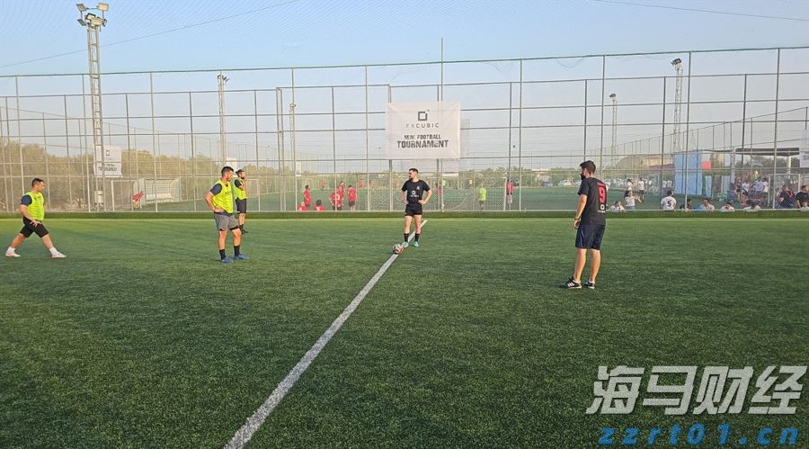 A股市场动态 | A股小幅震荡！券商股异动 军工板块继续强劲表现