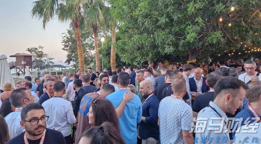 跨越300公里揽才 汕头学子在“家门口”获深企offer